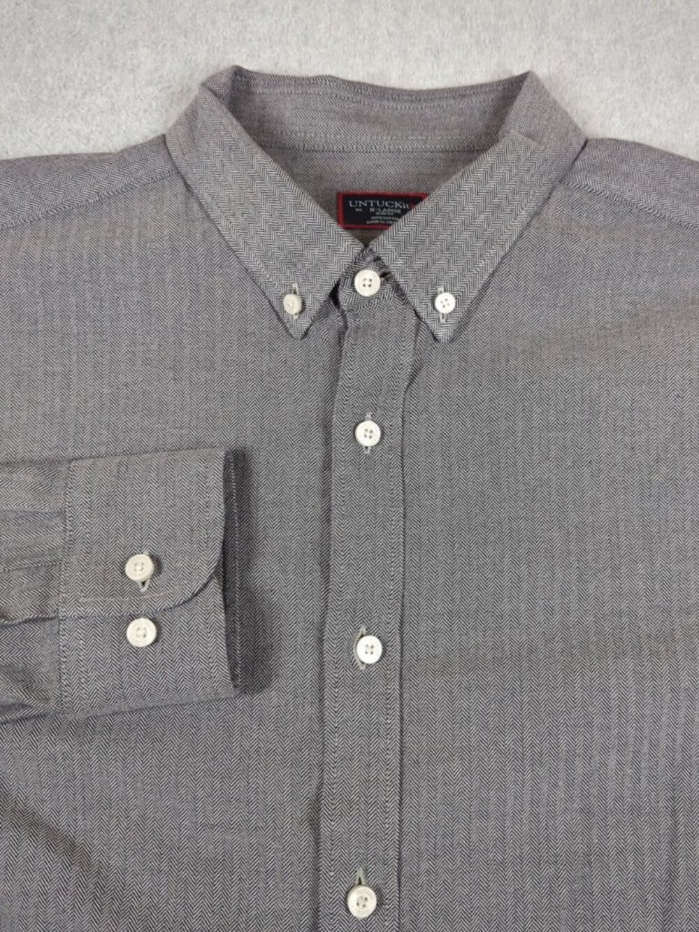 UNTUCKit Shirt Men's XL Gray Herringbone Slim Fit Flannel Button Down Librando